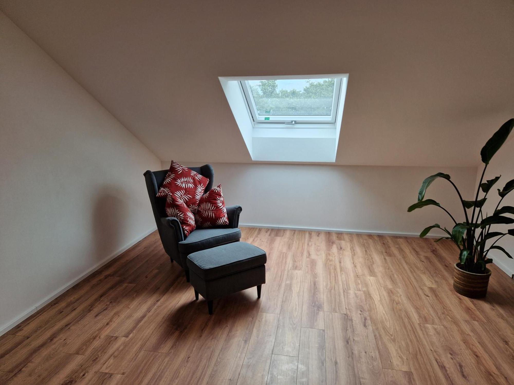 Fewo1 Neuwertige, Grosse 110Qm Fewo Ueber Zwei Etagen Mit Balkon Im Aussenbereich 里格尔 外观 照片